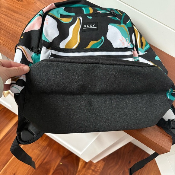New Roxy Here You Are 24L Medium Backpack Black Floral Striped Laptop Pocket - Picture 7 of 8